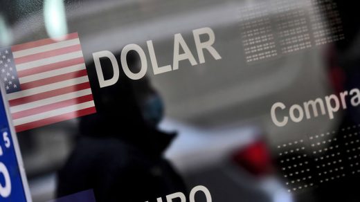 Dólar comenzó la semana con caídas ante alza del cobre